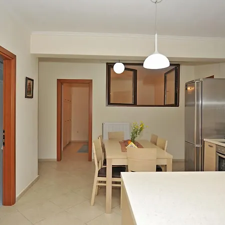 Aiolos By Travelpro Services Nea Moudania Halkidiki *