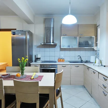 Aiolos By Travelpro Services Nea Moudania Halkidiki * NEA PROPONTIDA